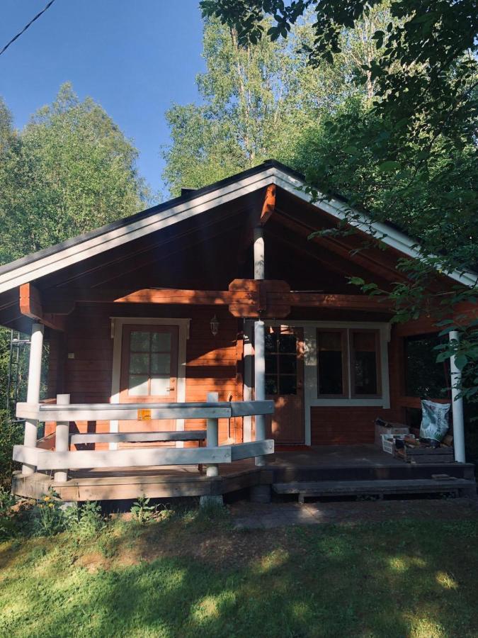 Pihlajamaeen Lomamoekit Vanhakyla Exterior foto